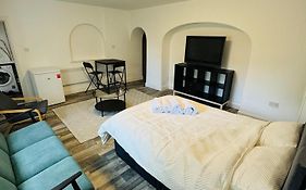 Heytesbury St Portobello Flat 6